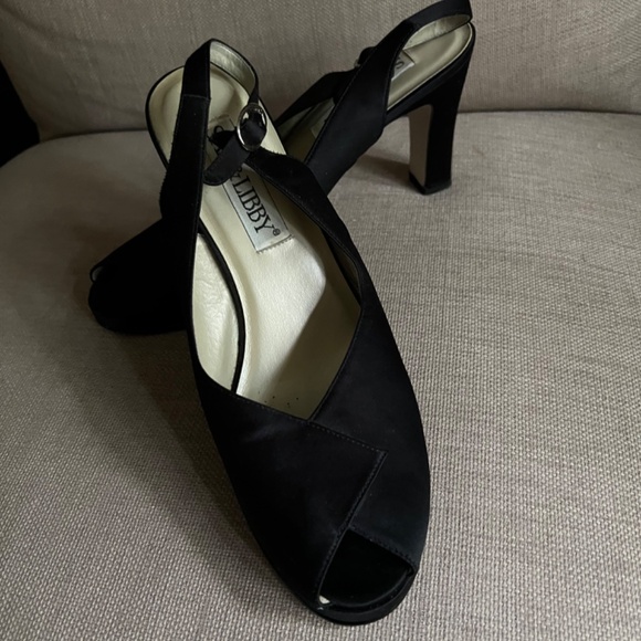 Sam & Libby Erica Black Satin Open Toe Sling Back - 9M - Picture 2 of 3